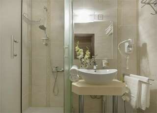 Гостиница Арт 11 Нижний Новгород комфорт с мансардной крышей-4